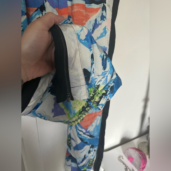 NWT Free People Movement Printed End Zone Pants Sold OUT Online! - Picture 9 of 11